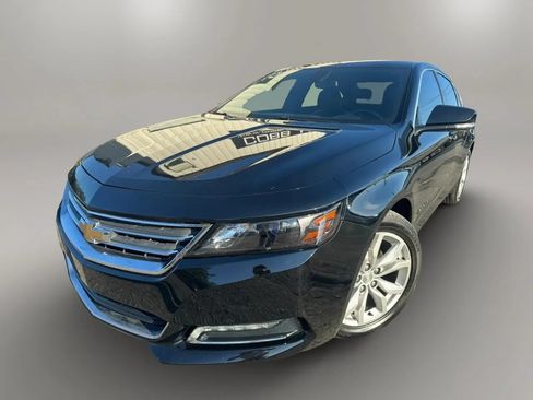 Used 2018 Chevrolet Impala LT FWD image 1