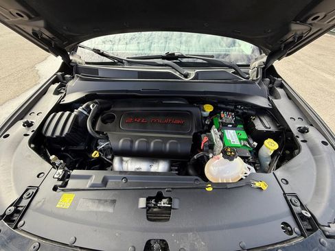 Used 2018 Jeep Compass Latitude w/ Popular Equipment Group image 28