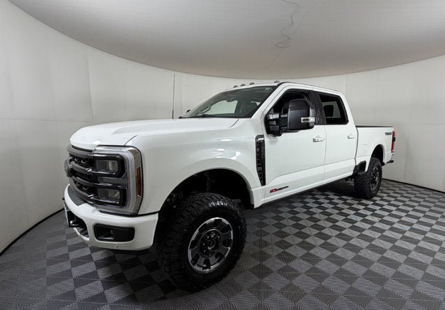 Used 2024 Ford F250 Lariat w/ Lariat Ultimate Package AWD/4WD image 2