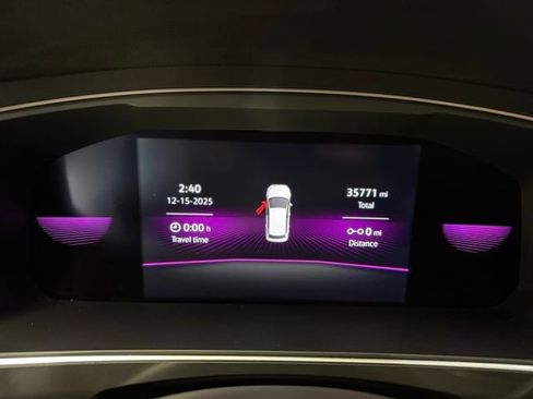 Used 2022 Volkswagen Tiguan SE R-Line image 20