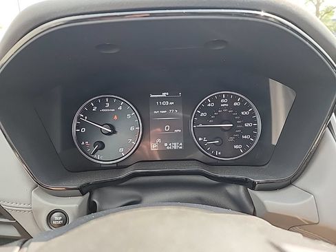 Used 2024 Subaru Outback Premium AWD/4WD image 2