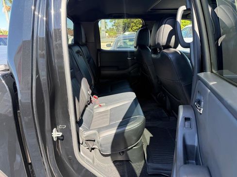 Used 2022 Nissan Frontier PRO-4X w/ Pro-4X Premium Package image 31