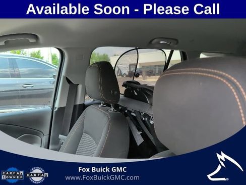 Used 2020 GMC Terrain SLE w/ Driver Convenience Package AWD/4WD image 11