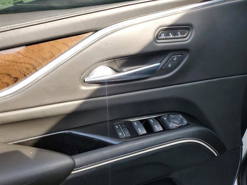 Used 2021 Cadillac Escalade Sport Platinum w/ LPO, ONYX Package image 42