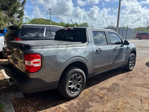 Used 2024 Ford Maverick XLT image 3