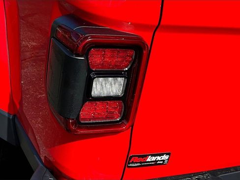 Used 2021 Jeep Gladiator Overland w/ Popular Equipment Package image 31