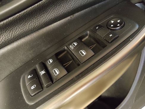 Used 2020 Jeep Cherokee Latitude image 27