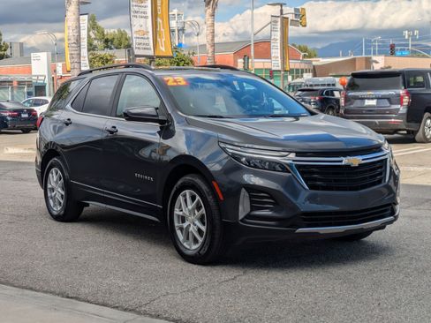 Used 2023 Chevrolet Equinox LT image 3