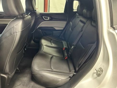 Used 2024 Jeep Compass Limited AWD/4WD image 17