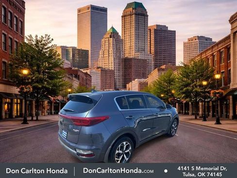 Used 2022 Kia Sportage LX FWD image 4