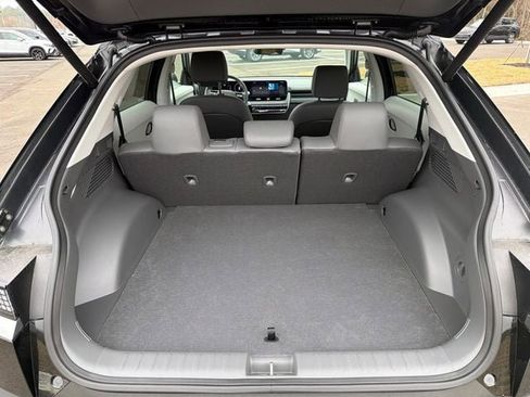 Used 2025 Hyundai Ioniq 5 SEL image 10
