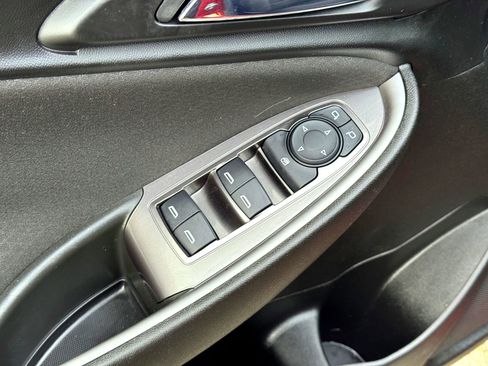 Used 2021 Chevrolet Malibu RS image 14