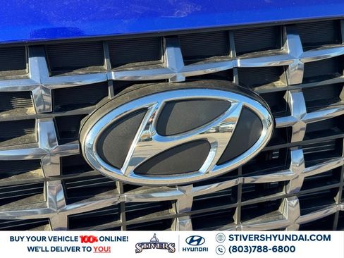 New 2026 Hyundai Venue SEL image 8