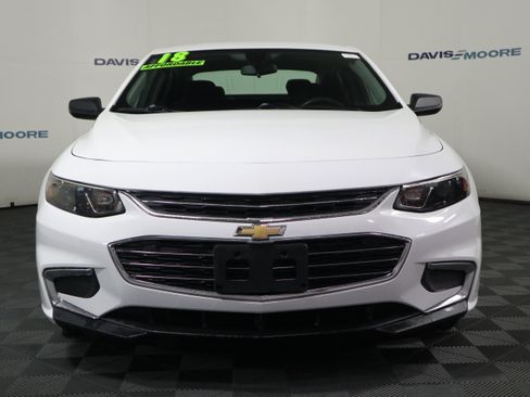 Used 2018 Chevrolet Malibu LS FWD image 12