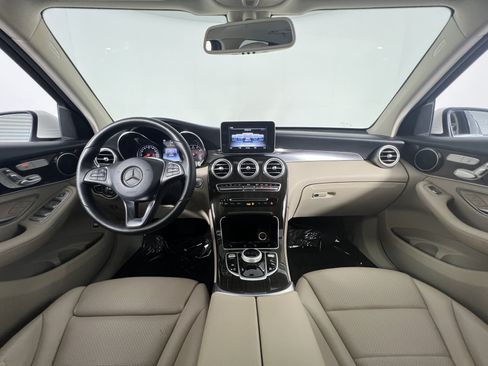 Certified 2018 Mercedes-Benz GLC 300 4MATIC image 11