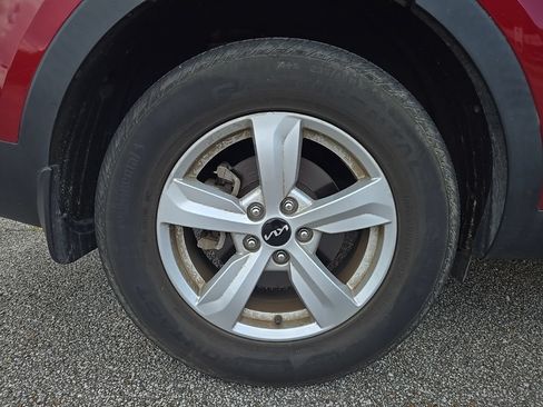 Used 2022 Kia Sorento LX FWD image 27