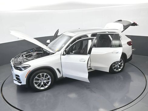 Used 2023 BMW X5 xDrive40i w/ Premium Package AWD/4WD image 72