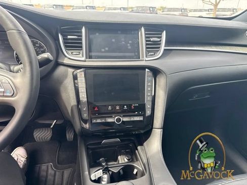 Used 2023 INFINITI QX55 Sensory w/ Lighting Package AWD/4WD image 13