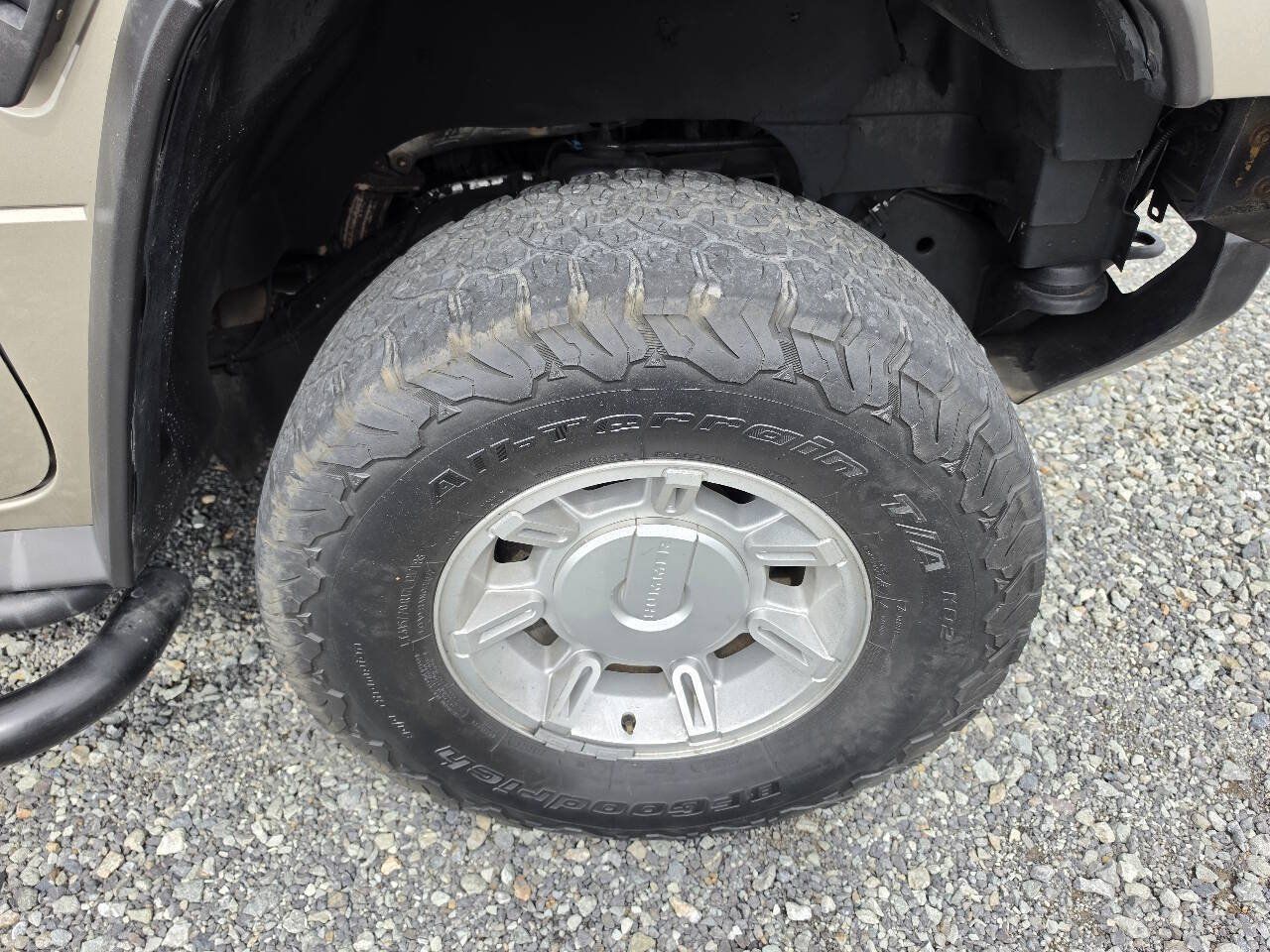 Used 2005 HUMMER H2 w/ Preferred Equipment Group AWD/4WD image 28