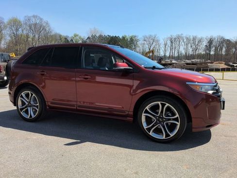 Used 2014 Ford Edge Sport w/ Driver Entry Package image 2