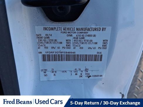 Used 2015 Ford F350 XLT w/ XLT Interior Package image 27