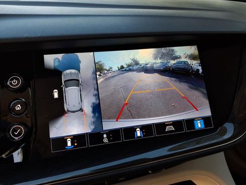 Used 2021 Buick Envision Essence w/ Technology Package I image 23