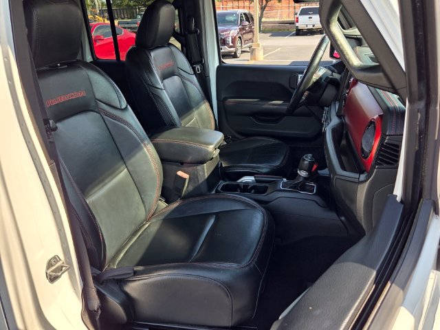 Used 2018 Jeep Wrangler Unlimited Rubicon w/ Dual Top Group AWD/4WD image 15