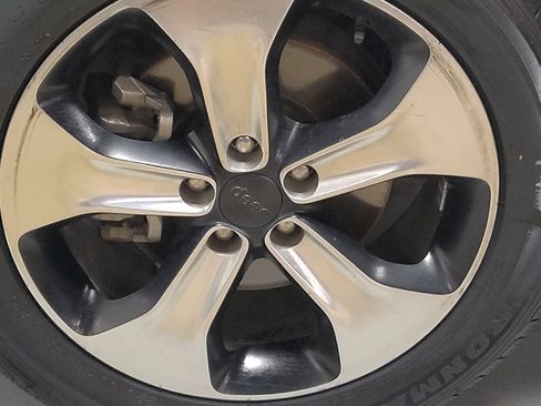 Used 2018 Jeep Compass Latitude w/ Popular Equipment Group FWD image 31