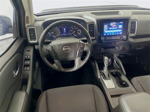Used 2023 Nissan Frontier SV w/ SV Convenience Package image 23