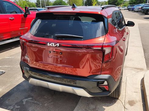 Certified 2026 Kia Seltos S FWD image 16