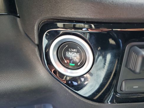 Used 2022 Chevrolet Silverado 1500 RST image 22