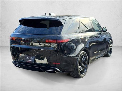 Used 2023 Land Rover Range Rover Sport SE Dynamic image 5