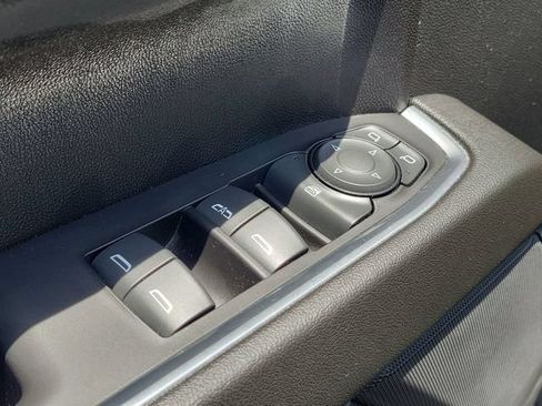 Used 2023 Chevrolet Silverado 1500 LT AWD/4WD image 22