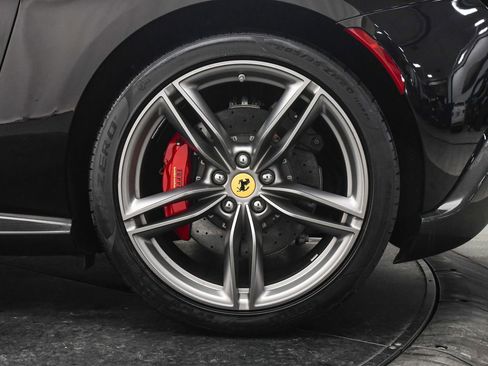 Used 2024 Ferrari Roma Spider image 35