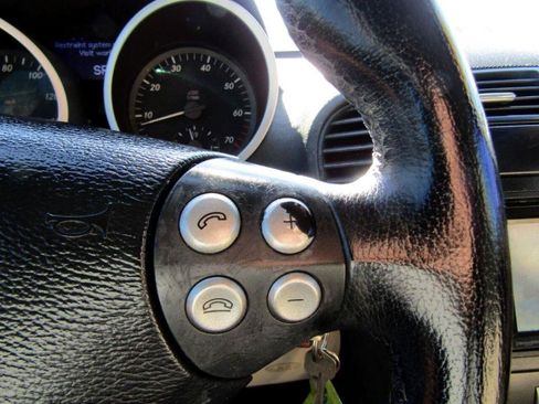 Used 2006 Mercedes-Benz SLK 350 image 15