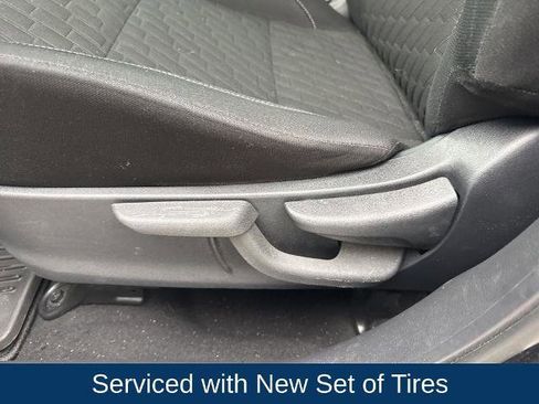 Used 2021 Nissan Kicks S image 11