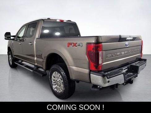Certified 2022 Ford F250 XLT w/ XLT Premium Package image 5