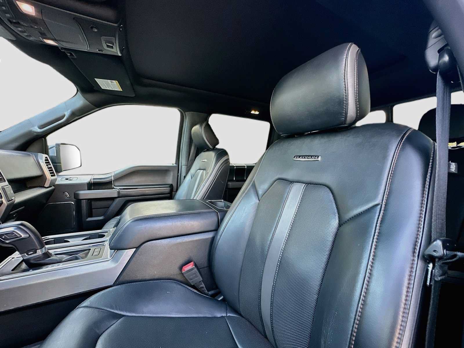 Used 2019 Ford F150 Platinum w/ Equipment Group 701A Luxury AWD/4WD image 22
