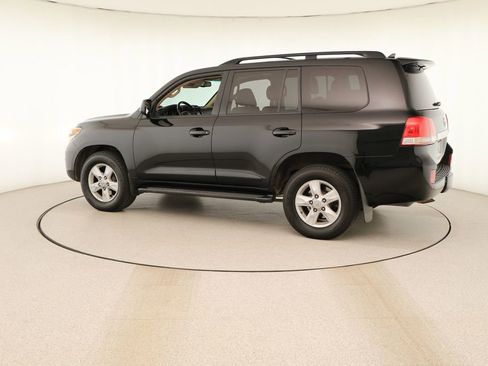 Used 2011 Toyota Land Cruiser w/ Upgrade Pkg AWD/4WD image 3