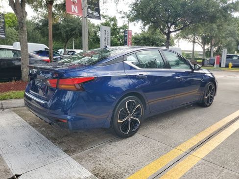 Certified 2023 Nissan Altima 2.5 SR FWD image 6