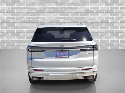 New 2026 Buick Enclave Avenir w/ Super Cruise Package FWD image 7