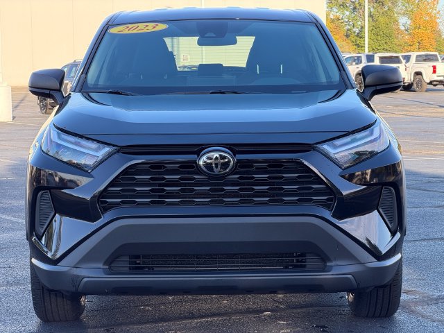 Certified 2023 Toyota RAV4 LE FWD image 9