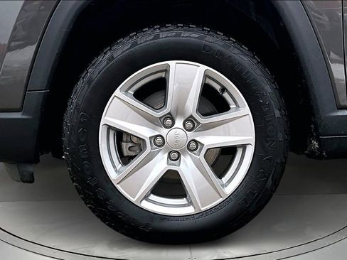 Used 2022 Jeep Compass Latitude w/ Convenience Group image 30