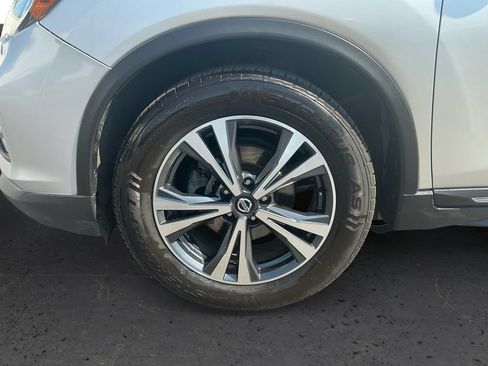 Used 2018 Nissan Rogue SL FWD image 13
