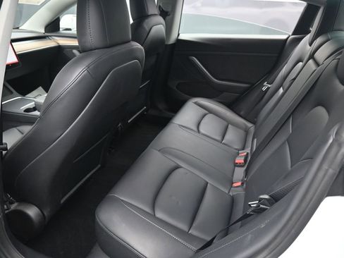 Used 2022 Tesla Model 3 image 26