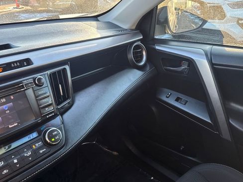 Used 2017 Toyota RAV4 XLE image 28