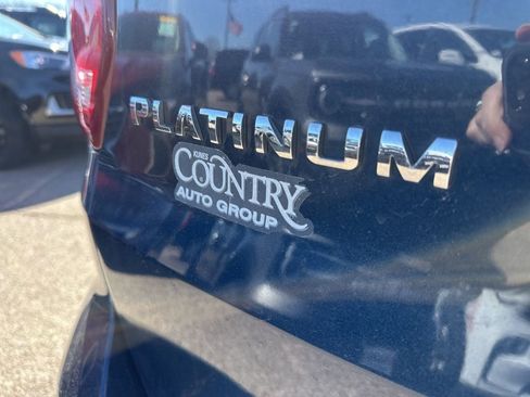 Used 2016 Ford Explorer Platinum image 13