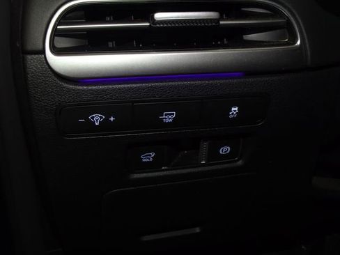 Used 2024 Hyundai Palisade Limited image 22