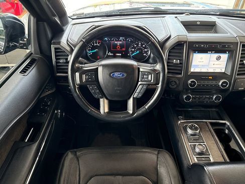 Used 2018 Ford Expedition Limited AWD/4WD image 27