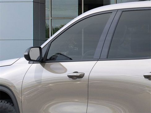 New 2026 Chevrolet Traverse Z71 image 12